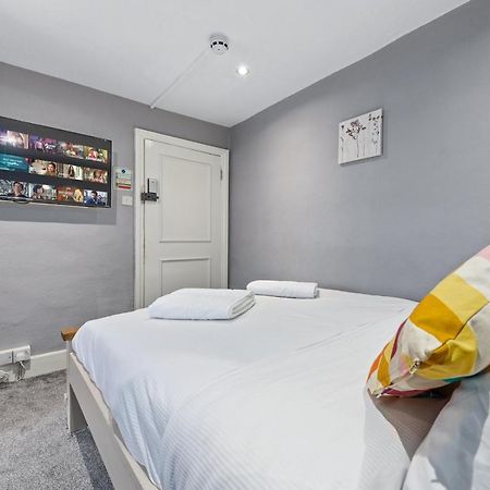 Number 27 Guesthouse Лондон Екстериор снимка