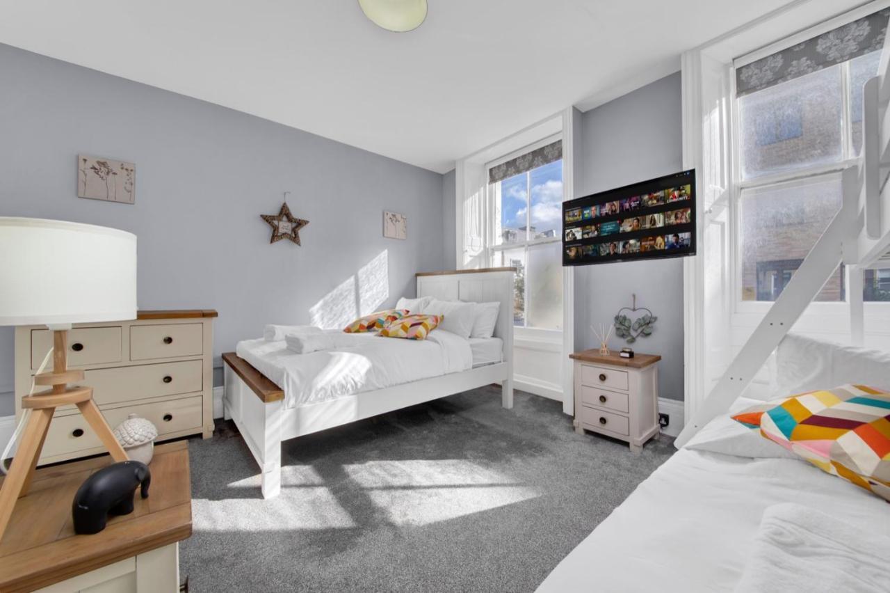Number 27 Guesthouse Лондон Екстериор снимка