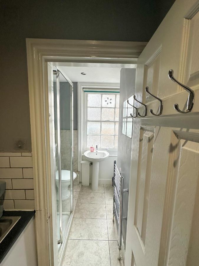 Number 27 Guesthouse Лондон Екстериор снимка