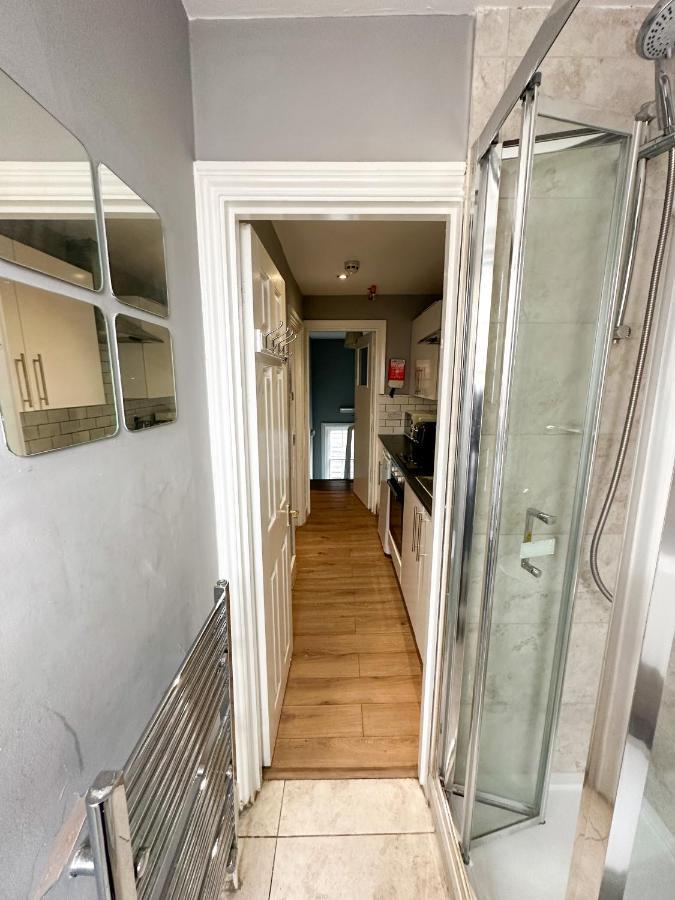 Number 27 Guesthouse Лондон Екстериор снимка